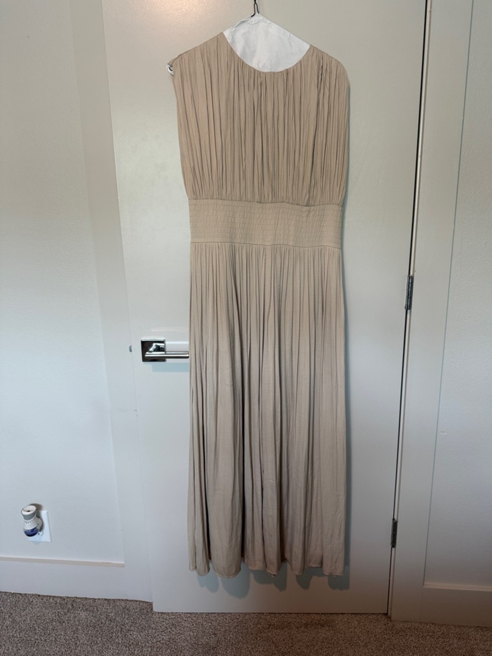 Banana Republic Sleeveless Pleated Maxi Dress in Beige